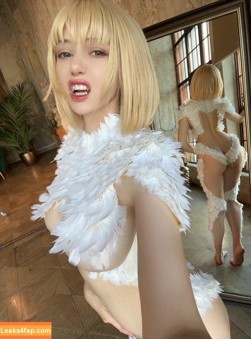 Alina Becker / AlinaBecker / abecker_cos / alina_becker / https: / japp_leack слитое фото фото #3203