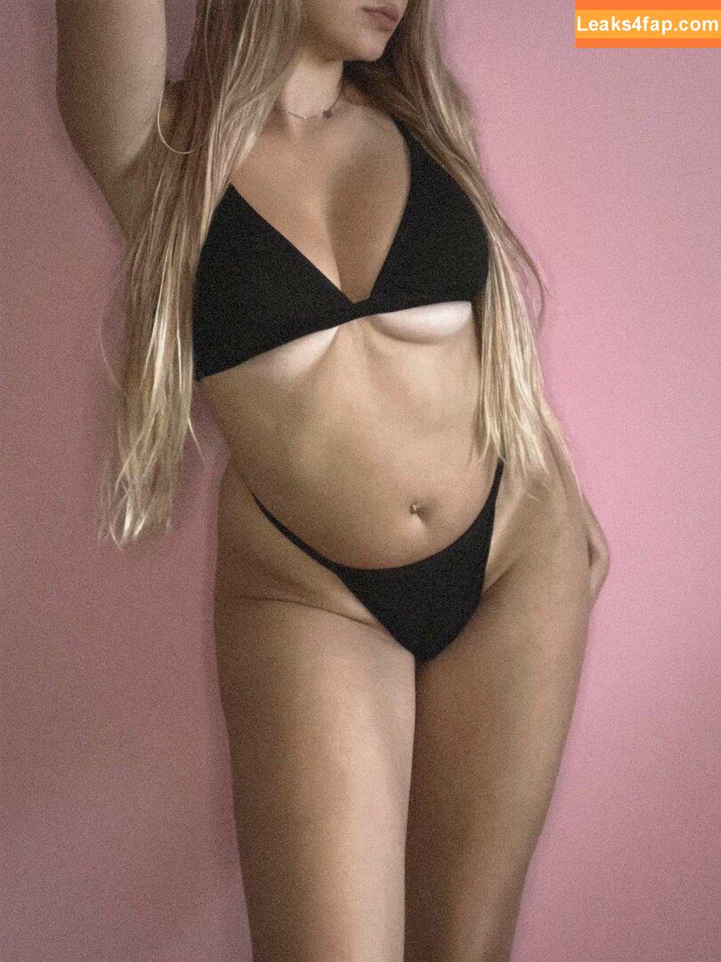 Alina Becker / AlinaBecker / abecker_cos / alina_becker / https: / japp_leack слитое фото фото #3781