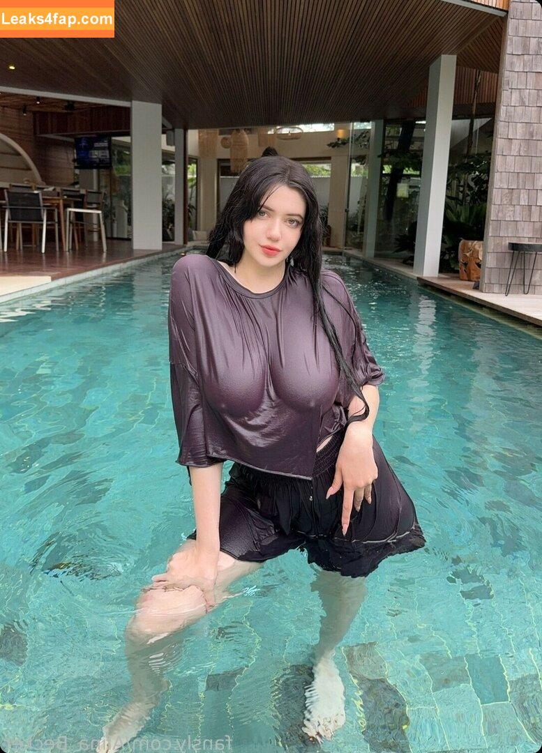 Alina Becker / AlinaBecker / abecker_cos / alina_becker / https: / japp_leack слитое фото фото #3941