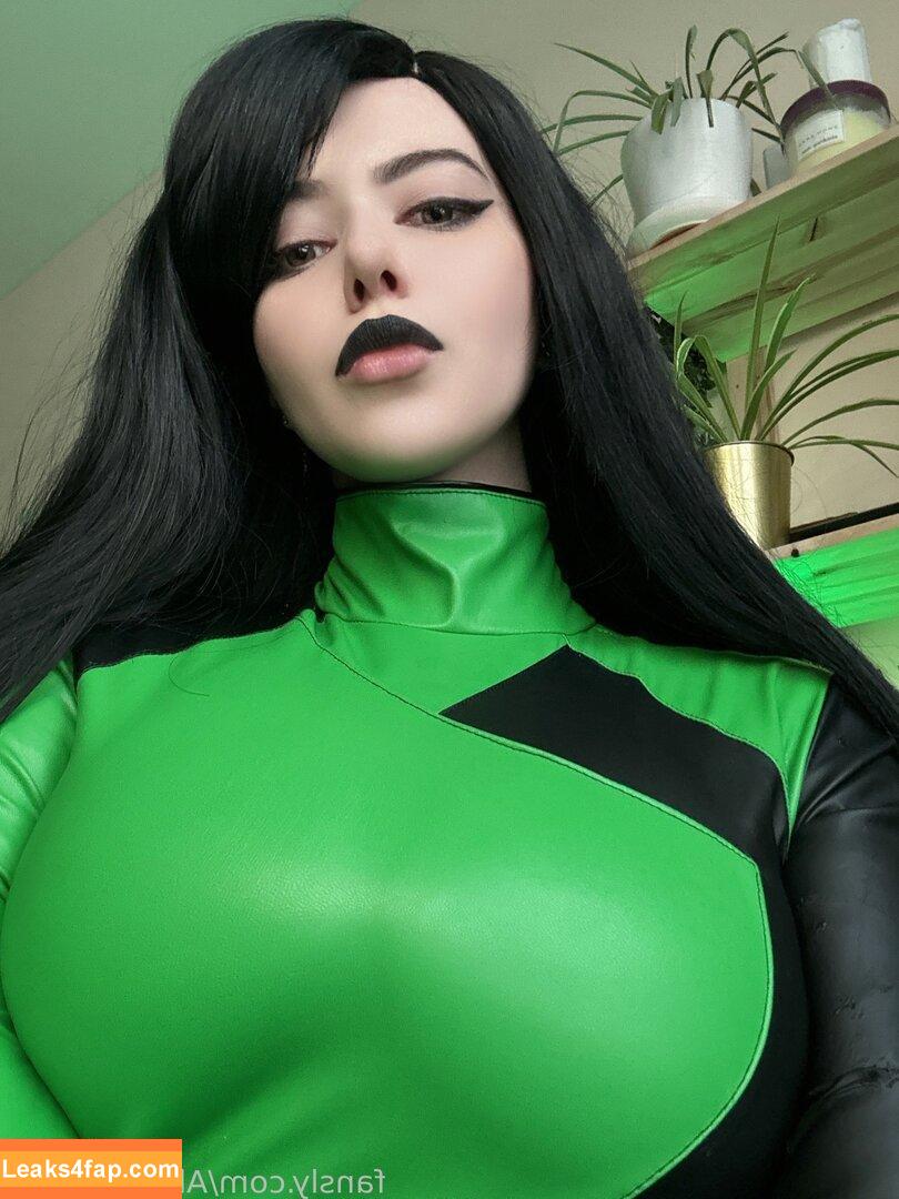 Alina Becker / AlinaBecker / abecker_cos / alina_becker / https: / japp_leack слитое фото фото #4159