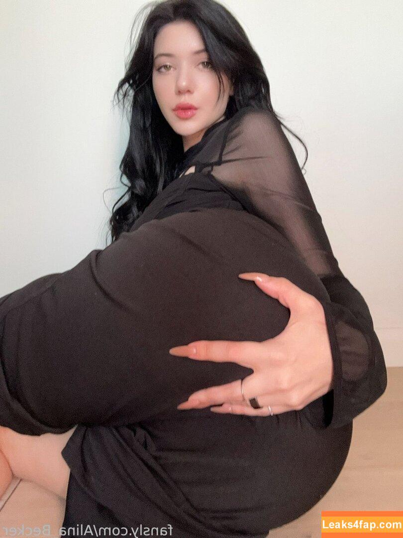 Alina Becker / AlinaBecker / abecker_cos / alina_becker / https: / japp_leack слитое фото фото #4305