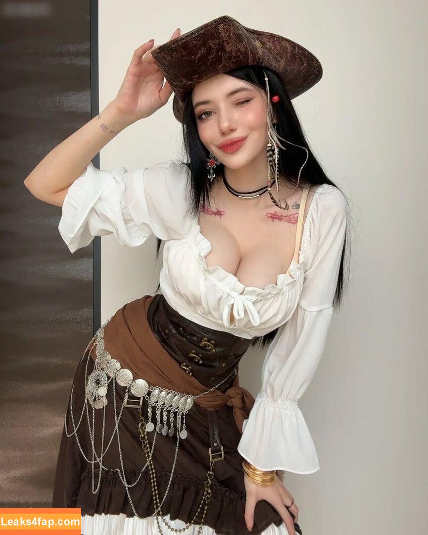 Alina Becker / AlinaBecker / abecker_cos / alina_becker / https: / japp_leack leaked photo photo #5671