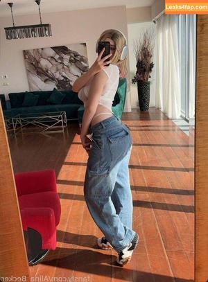 Alina Becker photo #5600