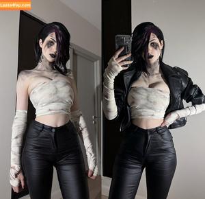 Alina Becker photo #5675