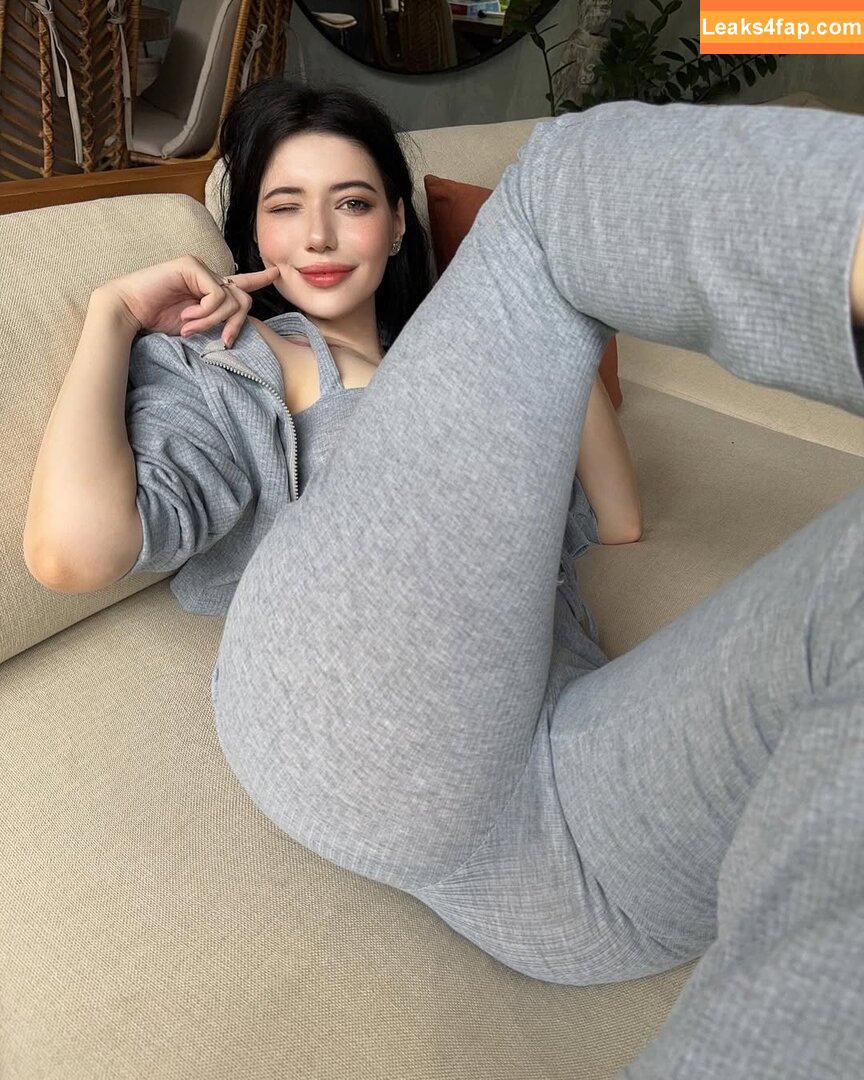 Alina Becker / AlinaBecker / abecker_cos / alina_becker / https: / japp_leack leaked photo photo #6392