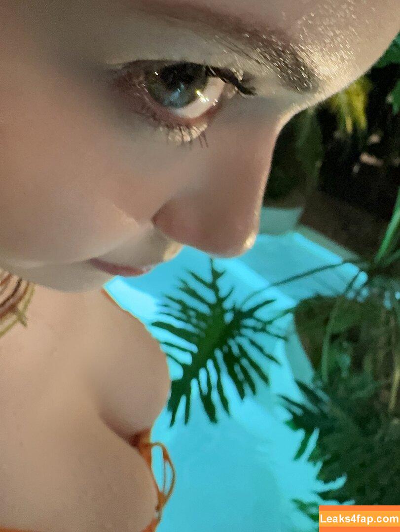 Alina Becker / AlinaBecker / abecker_cos / alina_becker / japp_leack leaked photo photo #7060