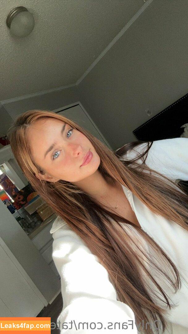 Autumn Gordon / https: / tatertits101 leaked photo photo #0029