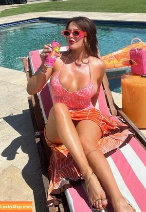 Bella Thorne photo #0005