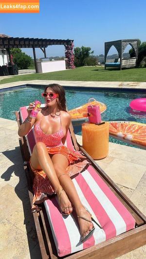 Bella Thorne photo #0006