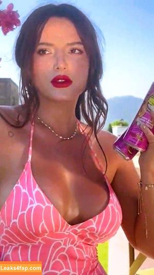 Bella Thorne photo #0010