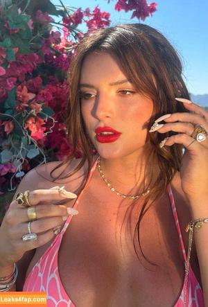 Bella Thorne photo #0017