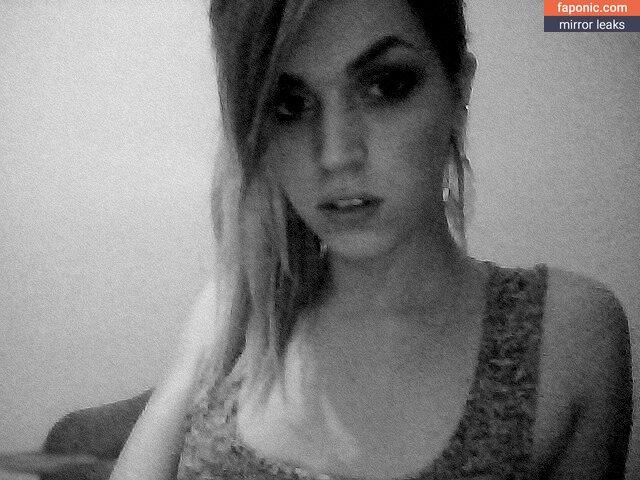 Bianca / biancamcc11 / bibiaxxx / bibibratx leaked photo photo #0003