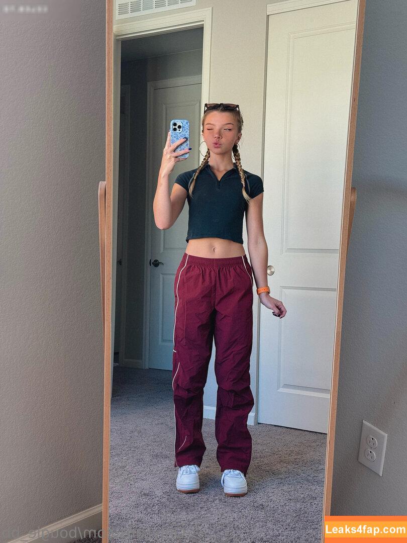 Bougie_bb /  leaked photo photo #0007