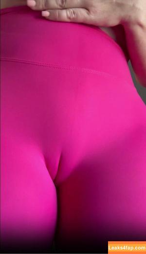 Cayleigh Couch фото #0012