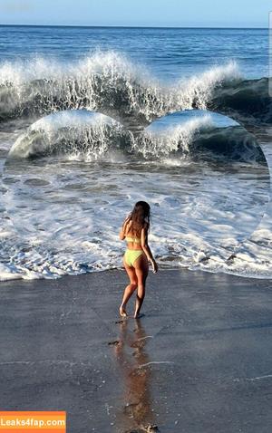 Chloe Parker photo #0001