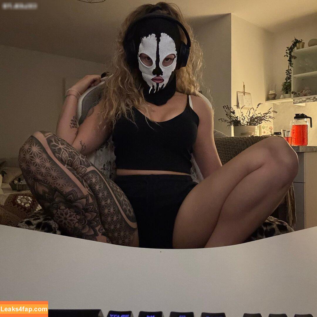 cocomih /  leaked photo photo #0023