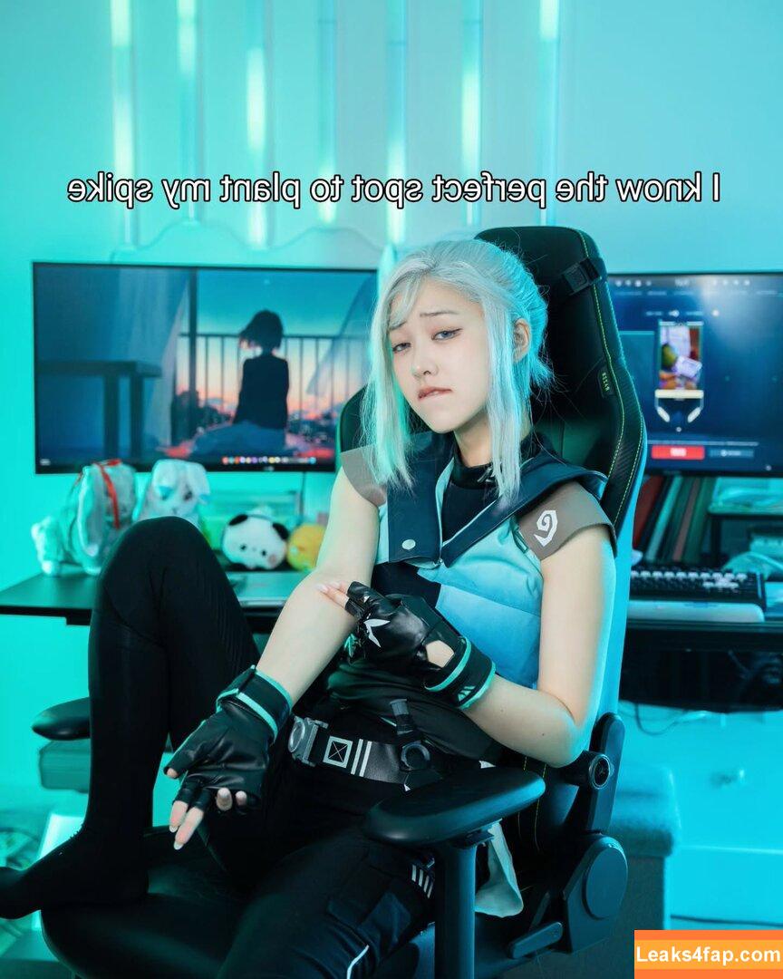 dear.chuu / dearchuutoro leaked photo photo #0007