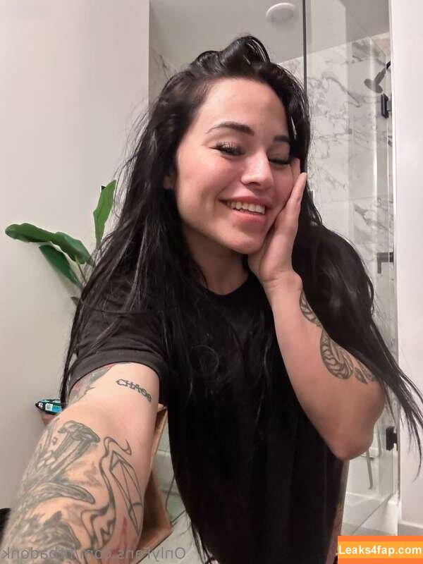 fitbadonk / banshee.bell leaked photo photo #0366