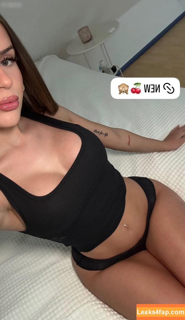 Helenaakln / https: leaked photo photo #0001