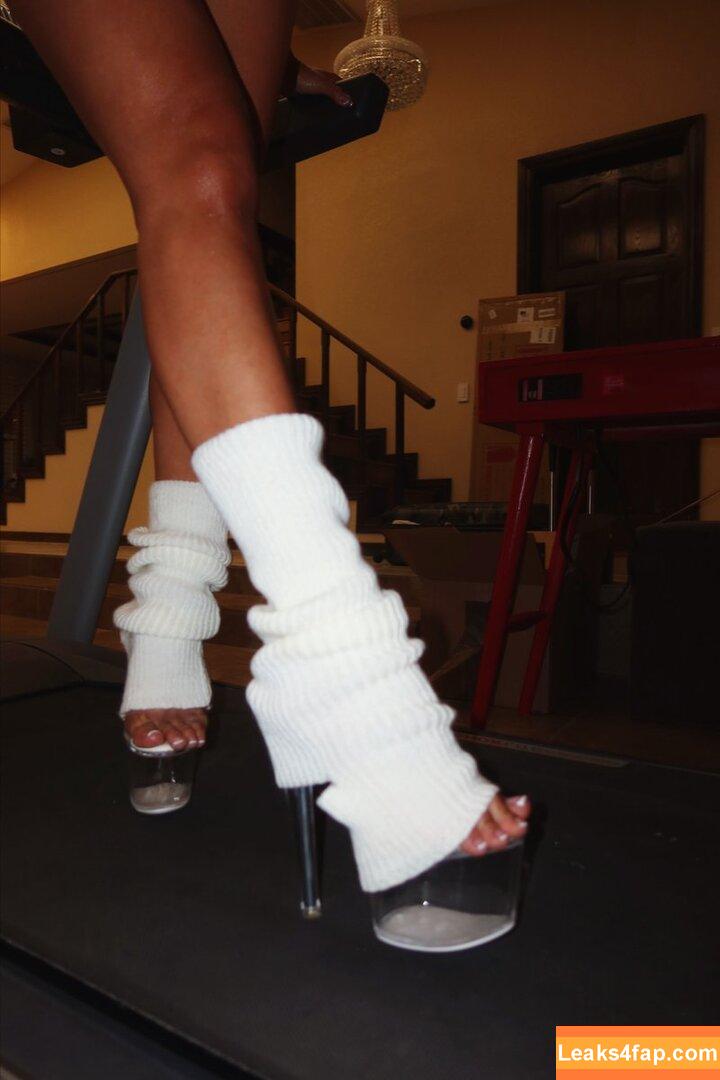 Jennie Rose Sins / Aries Li / jennierosesins / rosejennies leaked photo photo #0299