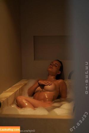 Julia Römmelt photo #0065