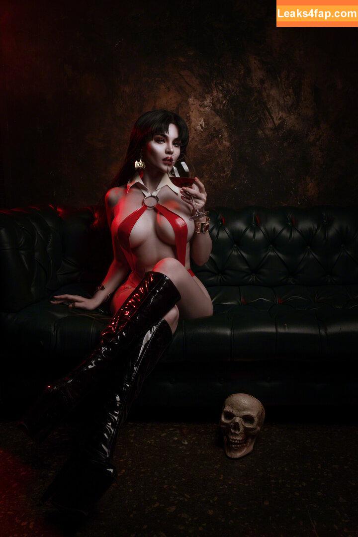 Kalinka Fox / Christina Fink / https: / kalinka.fox / kalinkafox leaked photo photo #1140