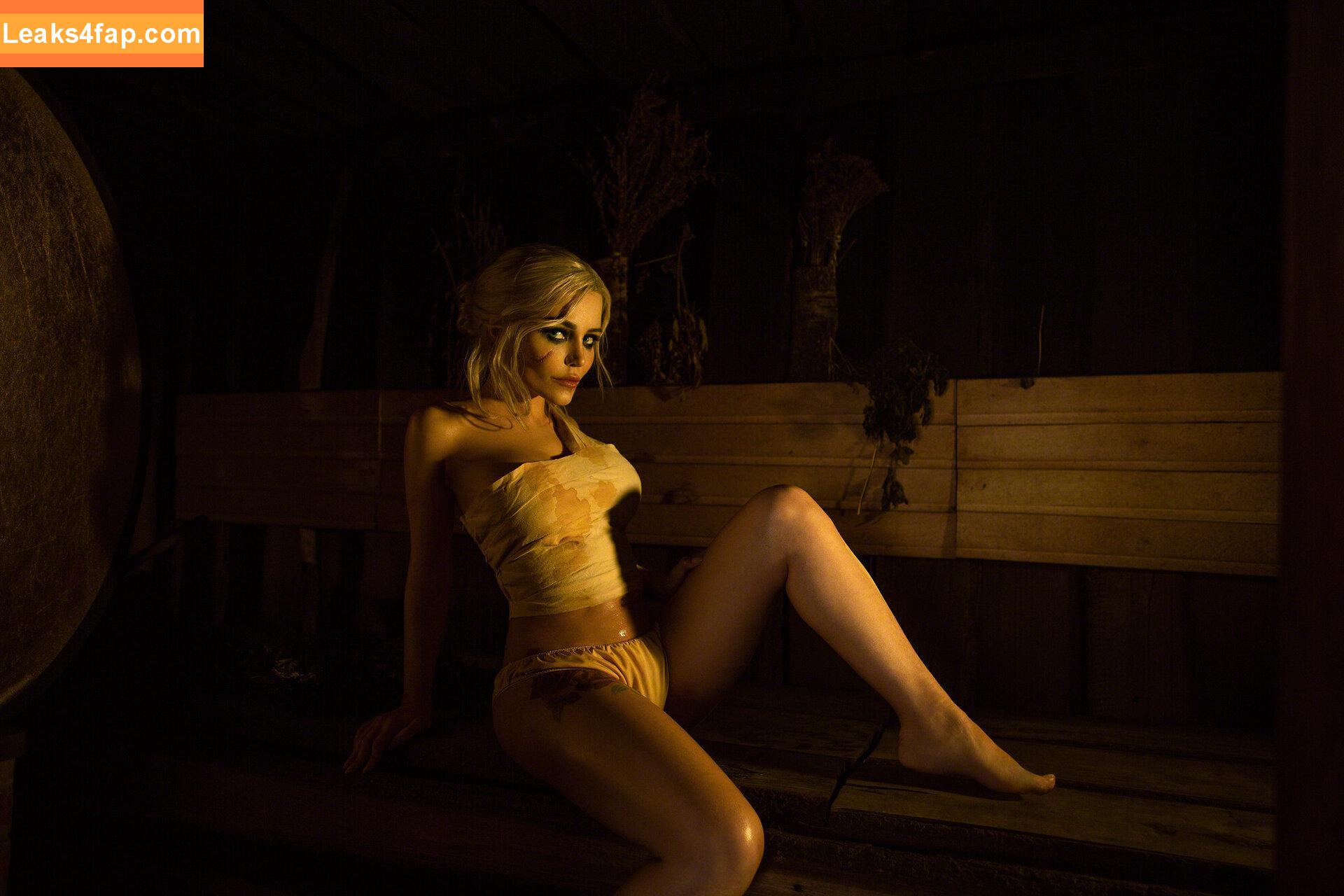 Kalinka Fox / Christina Fink / https: / kalinka.fox / kalinkafox leaked photo photo #1426