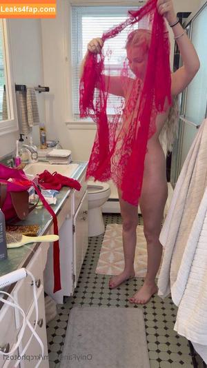Kerry Carmody photo #0239