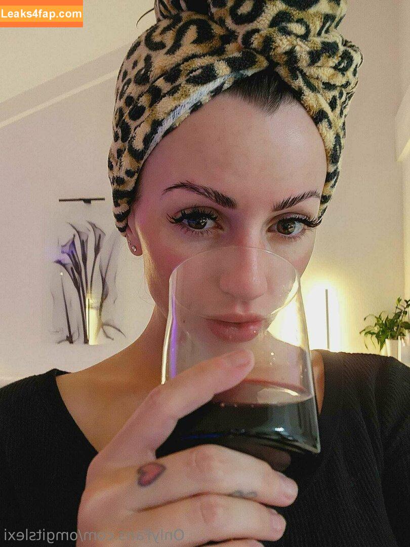 Lexi Belle / OMGitsLexi / omgitslexi_backup leaked photo photo #0735