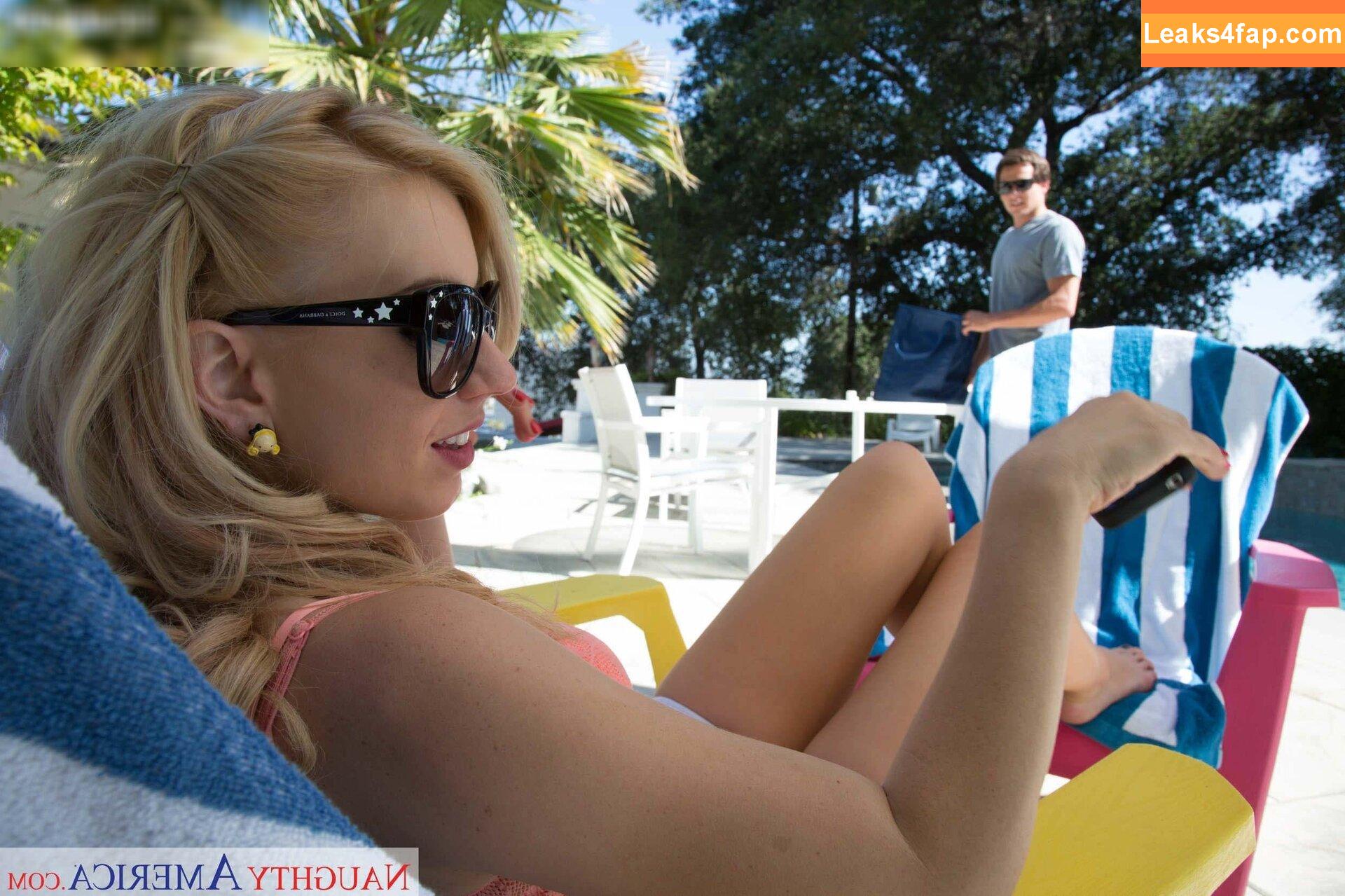 Lexi Belle / OMGitsLexi / omgitslexi_backup leaked photo photo #1179