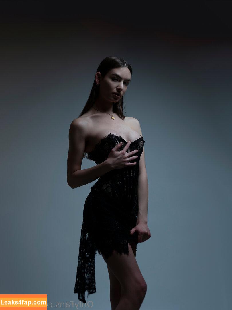 lilithfux /  leaked photo photo #0007