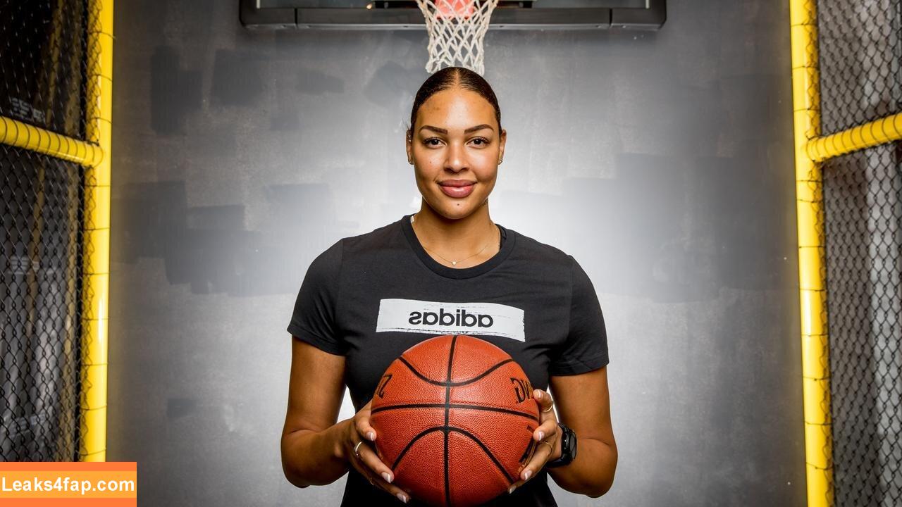 Liz Cambage / liz_cambage слитое фото фото #0040