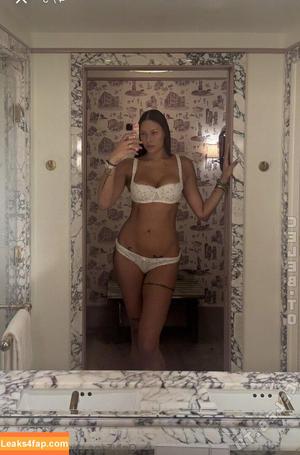 Liz Cambage photo #0063