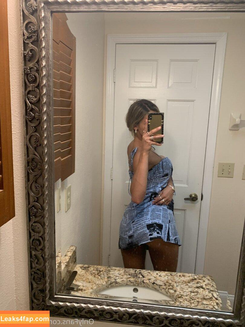 Maarebeaar / Mariana Morais leaked photo photo #0048