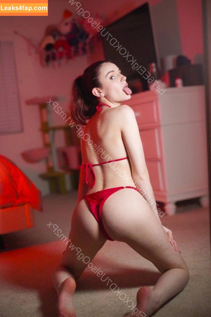 Maggie Roscher / Magazine.rooster leaked photo photo #0010