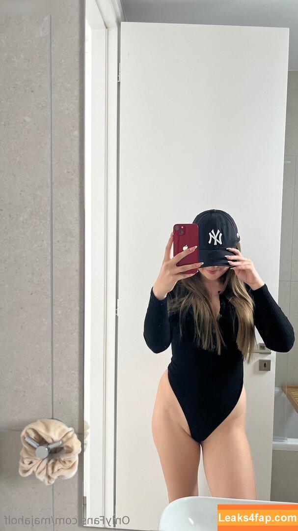 Maja Holf /  leaked photo photo #0027