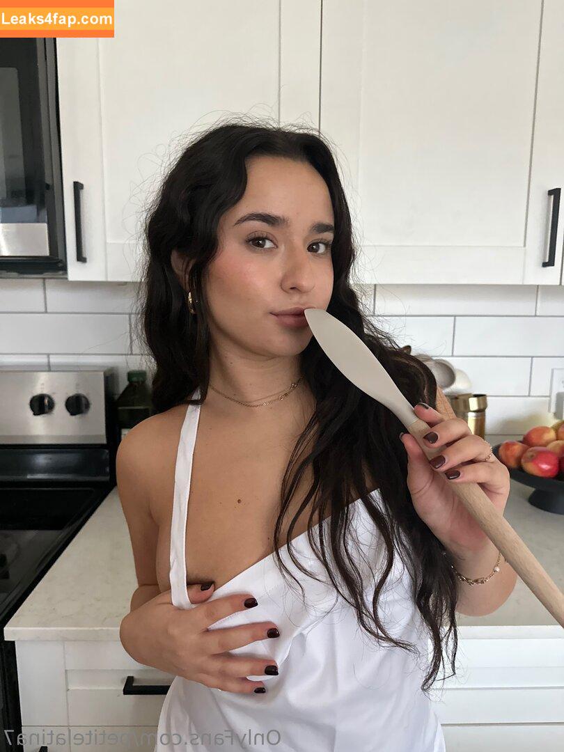 petitelatina7 / petitenpretty leaked photo photo #0024