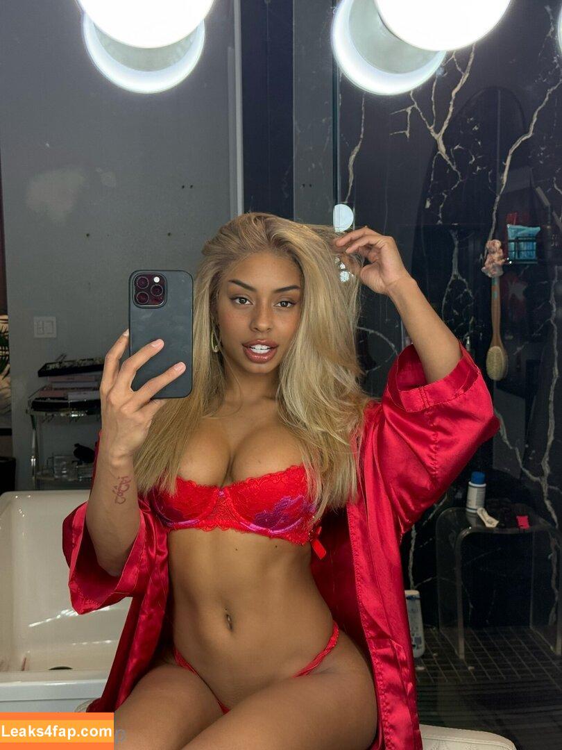 qimmahrussofree / qimmahrusso leaked photo photo #0033