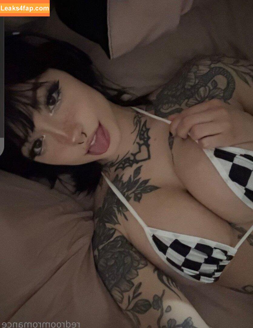 Redroomromance leaked photo photo #0022