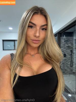 sabrinanic photo #0003