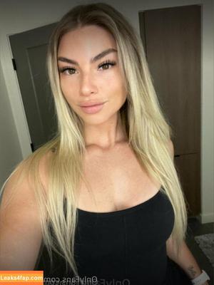 sabrinanic photo #0019