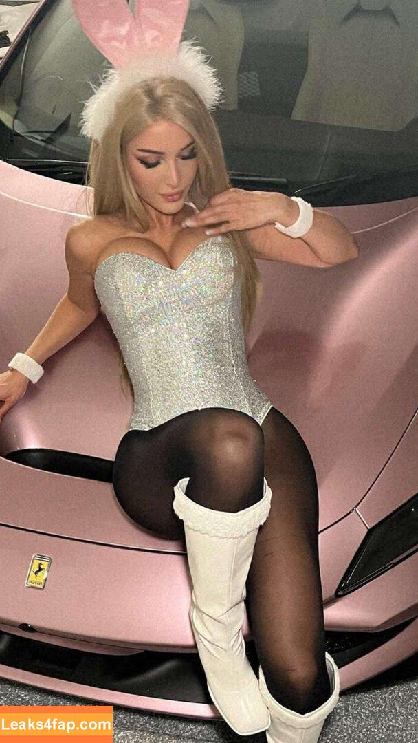 Sssniperwolf leaked photo photo #0030