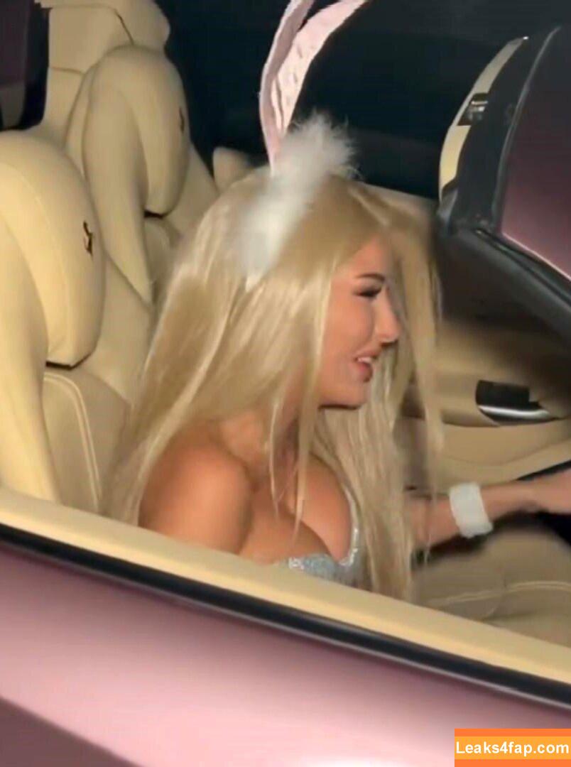 Sssniperwolf leaked photo photo #0033