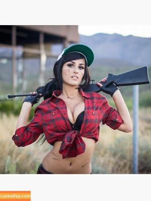 Sssniperwolf фото #0044