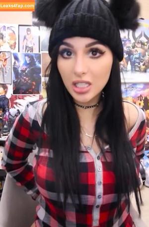Sssniperwolf фото #0056
