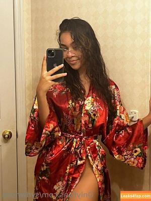 sydswrldxo photo #0014