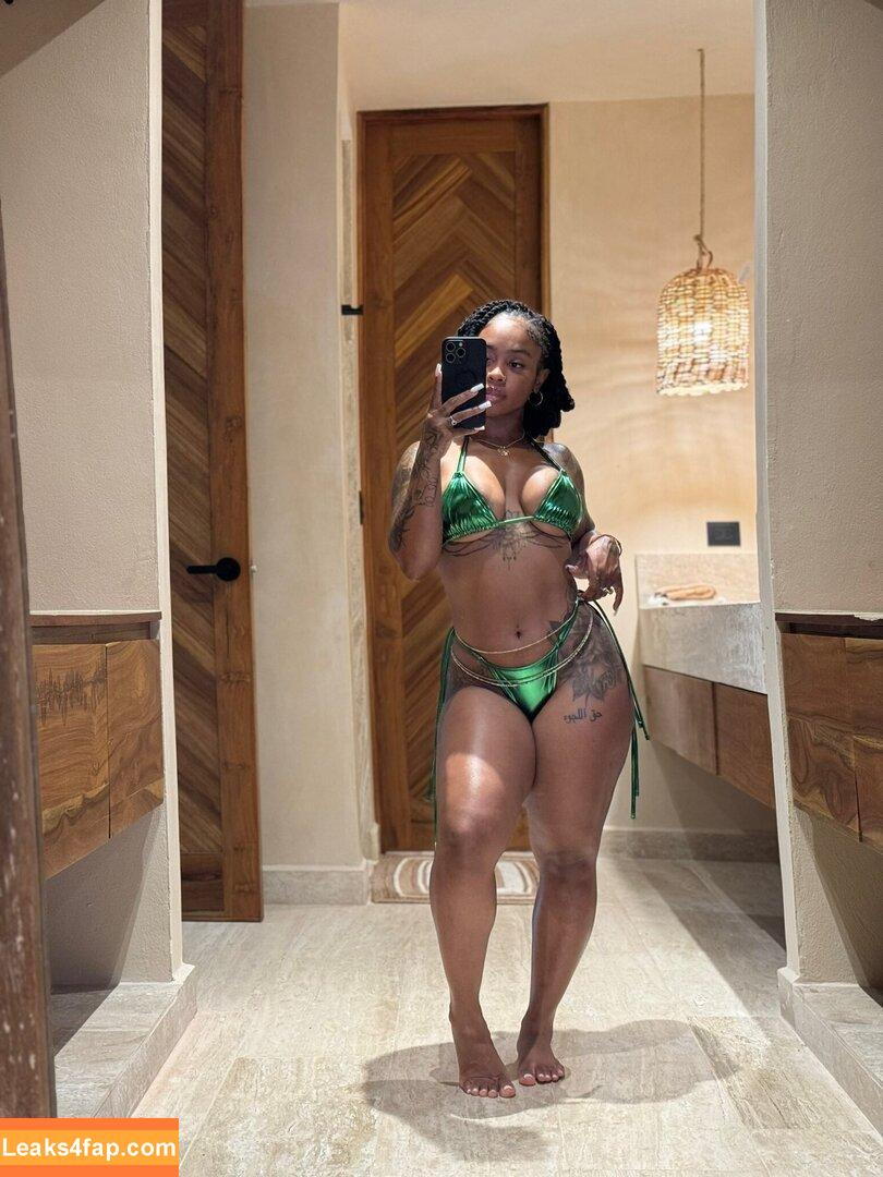 therealbombshell_mint / thereal_mint leaked photo photo #0002