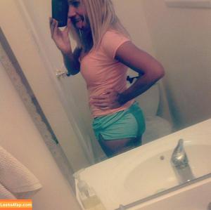 Tiff Bannister photo #0025