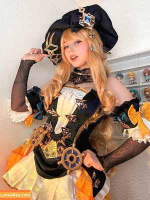 Upminaa photo #0200
