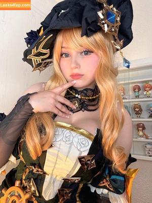 Upminaa photo #0202